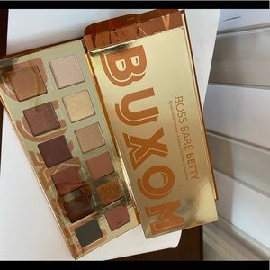 Buxom Boss Babe Betty Eyeshadow palette